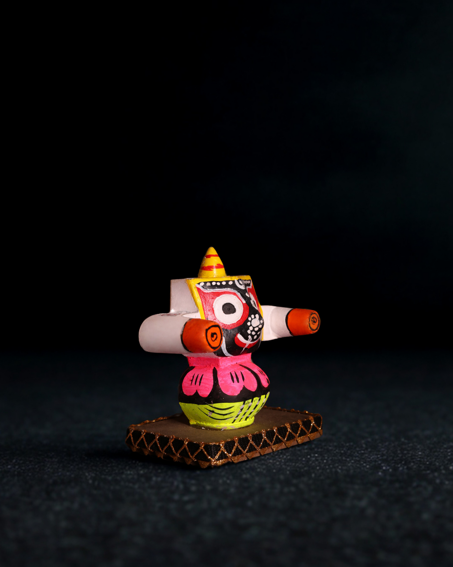 π Hand-Painted Lord Jagannath Idol