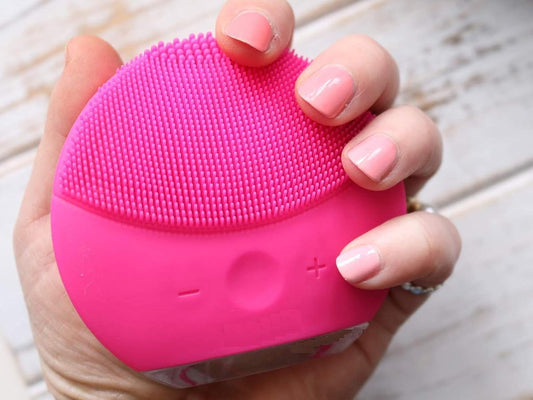 GlowySilk™ Silicone Facial Cleansing Brush